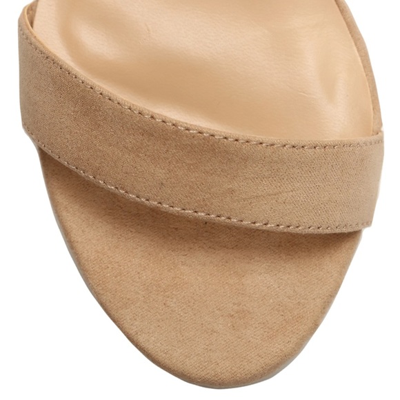 Nude strap heels - Picture 3 of 4